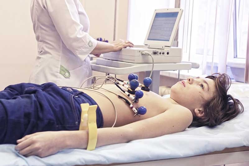 The Complete Guide to Becoming an EKG Technician
